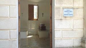 Il “Caro-estinto”, una mozione votata all’unanimità in Consiglio impegna la Giunta Cristaldi ad abbassare il prezzo dei loculi cimiteriali.