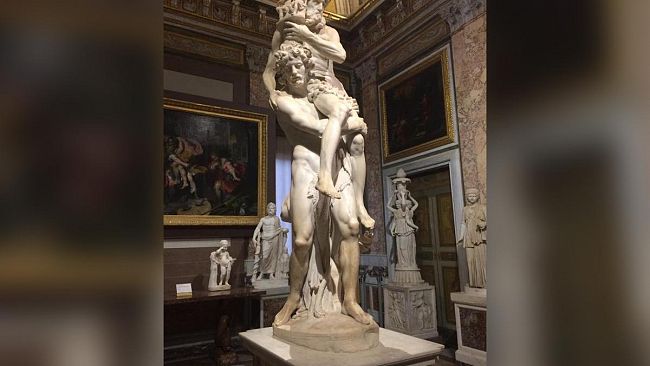 Ultime della sera. Noi siamo Enea e il padre Anchise, noi siamo l’Italia