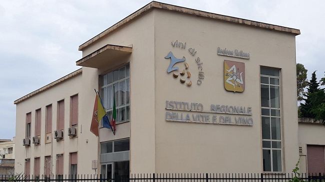 Crisi IRVO: La solidarietà dell’amministrazione di Girolamo ai dipendenti e ai produttori di vino/olio