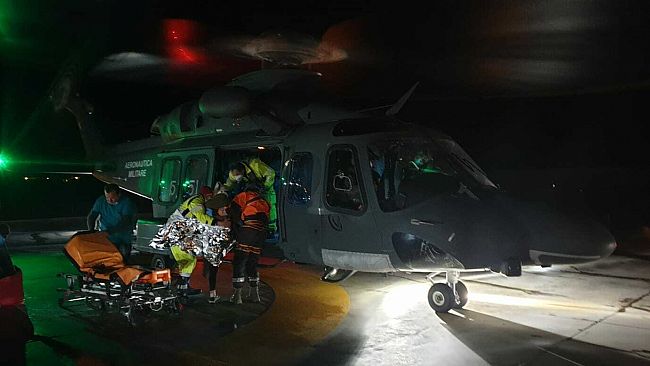 Aeronautica soccorre giovane donna di Linosa