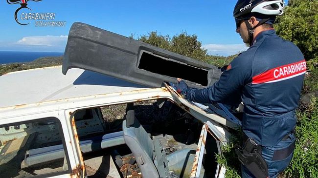 Pantelleria. Stretta sui rifiuti. Controlli e sanzioni dei Carabinieri forestali