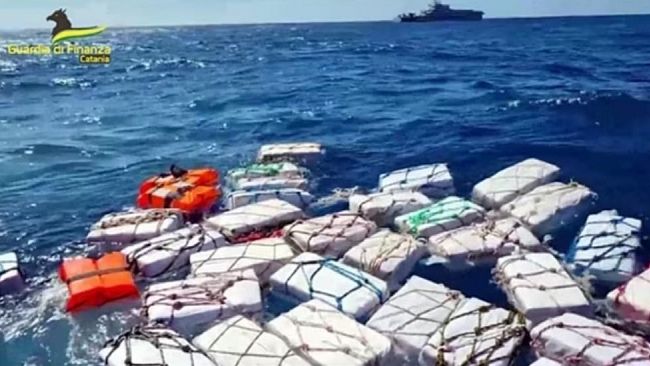 Operazione GdF: sequestrate circa 2 tonnellate di cocaina