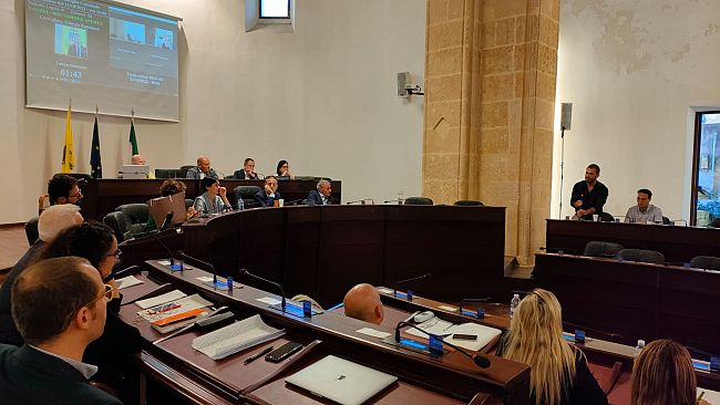 Mazara, Consiglio comunale: “impera” l’opposizione ormai maggioranza