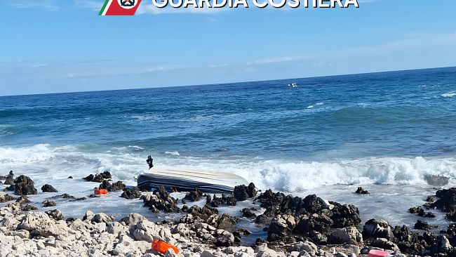 Gommone si capovolge a San Vito Lo Capo: quattro turisti tratti in salvo 