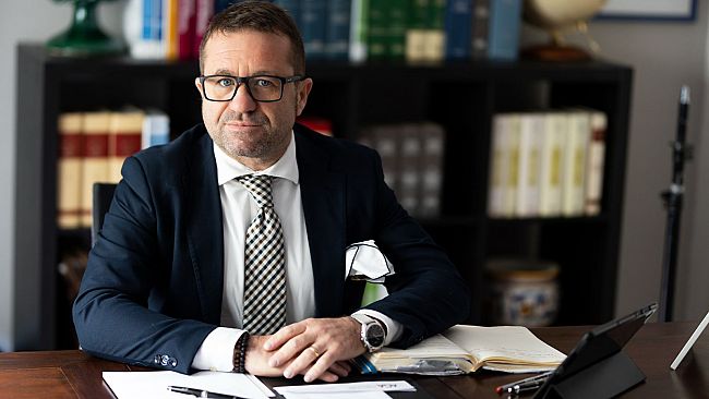 L’avv. Antonio Giulio Alagna è docente accademico formatore del corso ex art. 356 CCII