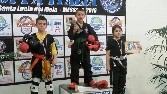 Le congratulazioni del sindaco Castiglione al giovanissimo atleta campobellese Vito Passanante, campione italiano di kickboxing