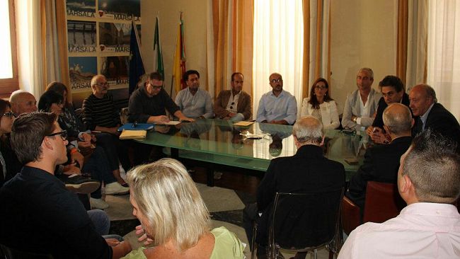 Il sindaco Alberto di Girolamo: “Mensa e scuolabus partiranno dal prossimo 3 novembre”