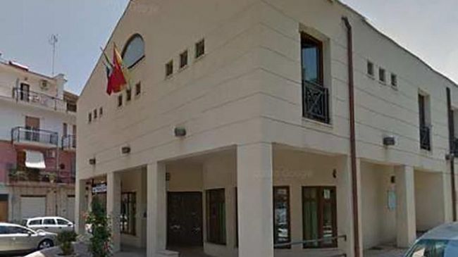 Castellammare, riorganizzazione degli uffici comunali: Pubblica Istruzione spostata nella biblioteca comunale
