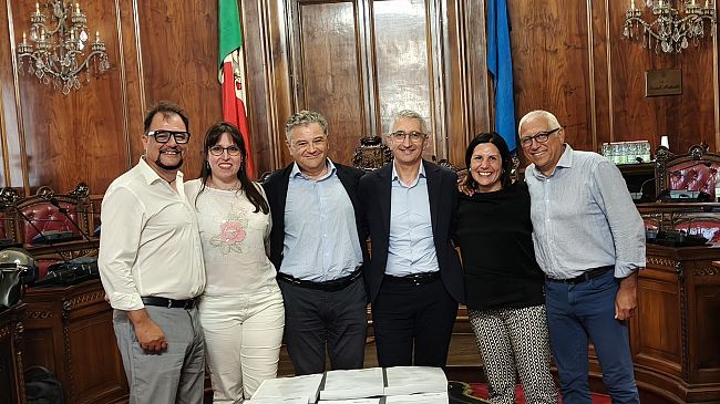 ati-trapani-13-comuni-approvano-il-nuovo-piano-dambito-idrico-tariffa-a-304-euro-e-investimenti-per-800-milioni