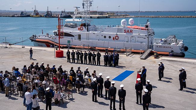 Trapani, passaggio di consegne su nave “Natale De Grazia”