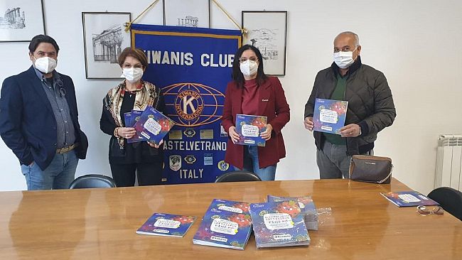 Insieme per battere cattivirus: Kiwanis in campo per la scuola