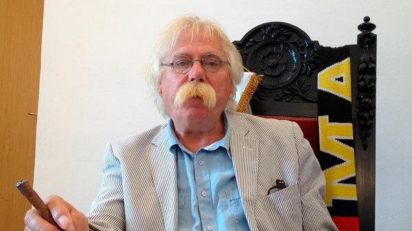 Lavoro, turismo, pulizia della spiaggia e depuratore comunale. Intervista al sindaco Cristaldi