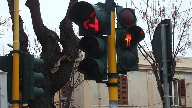 Manutenzione impianti pubblica illuminazione e impianti semaforici