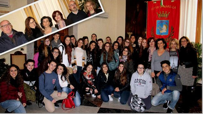 Studenti spagnoli in visita a Palazzo municipale. Con i colleghi del Pascasino per un gemellaggio culturale e linguistico