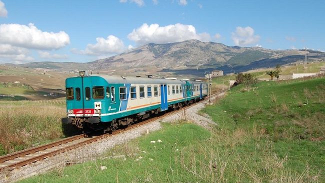 Orrù: “Il 18 settembre inizieranno i lavori di ripristino della linea ferroviaria Trapani-Palermo, via Milo”
