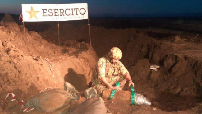 Grotta in località Visicari, operazione di bonifica