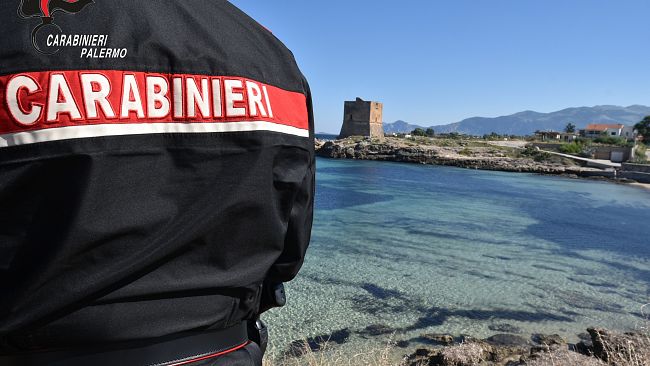 Cinisi, spacciatore di droga arrestato dai carabinieri