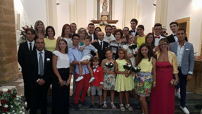 Mazara, Nozze d oro per i coniugi Marino. Festeggiati dai sei figli, dalle nuore e nipoti