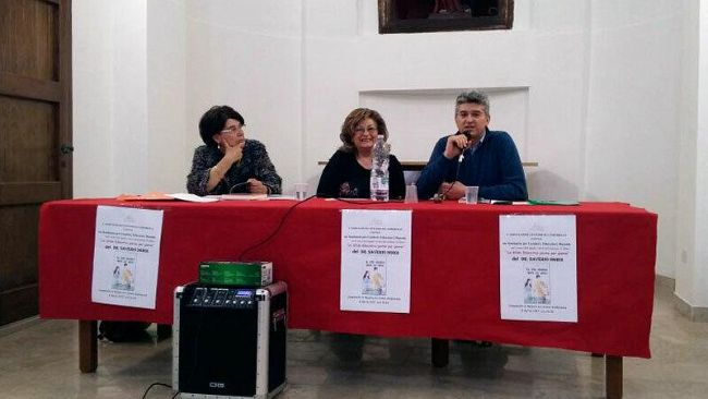 Pubblico numeroso e attento alla presentazione del libro “La sfida educativa giorno per giorno” scritto da Saverio Sgroi