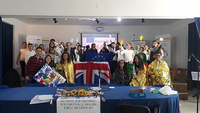 Giornata Internazionale per i Diritti dell’Infanzia e dell’Adolescenza  Gli alunni del I.C Capuana-Pardo si confrontano