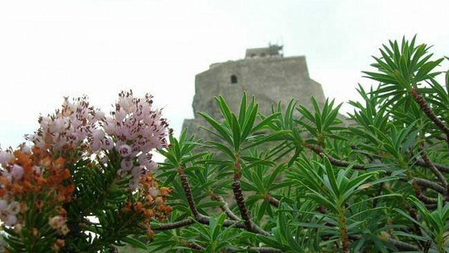 Nuovi orari d’ingresso per la Grotta del Pozzo a Favignana e per il Castello di Punta Troia a Marettimo