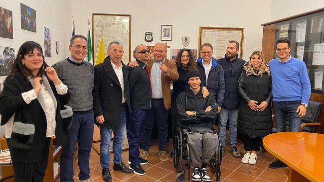Mazara, il campione paralimpico di nuoto Manuel Bortuzzo al Palazzo di Città