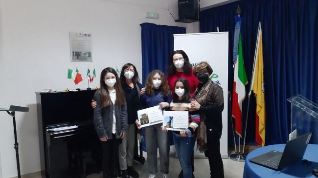 All'Ic Capuana-Pardo  premiati i giovani fotografi dilettanti