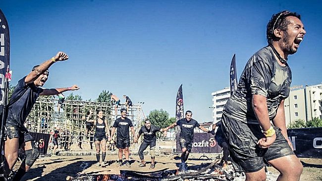 OCR, un trapanese conclude la gara aiutando un giovane disabile