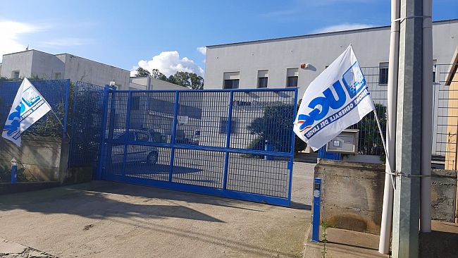 Prosegue la protesta dei lavoratori Lima Corporate della provincia di Trapani