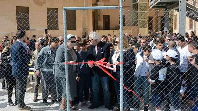 Mazara, inaugurato il campetto di calcio all’Istituto Borsellino