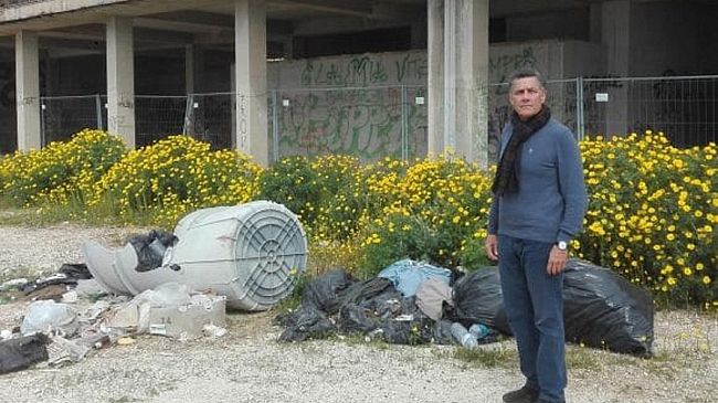 Degrado a Triscina ed autobotte ferma da tre mesi. Luciano Perricone chiede l’intervento dei commissari