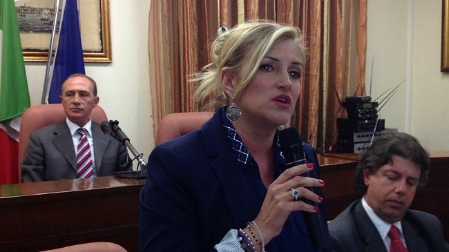 Sonia Alfano: “possiamo aprire la discarica di Campobello ma dipende dai Sindaci dei Comuni più grandi dell’Ato Tp2”