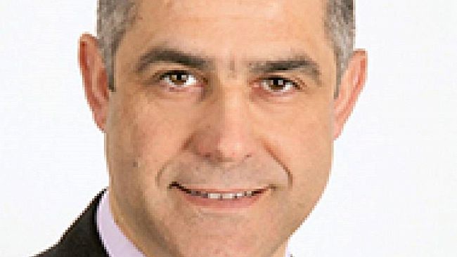 Il consigliere Curiale rilancia: ” Azzeriamo per due anni le indennità dei politici e facciamo ripartire le borgate e la città”
