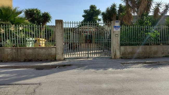 Obiettivo Città accusa: “Scuole inagibili riconvertite in luoghi di disagio”