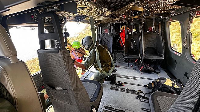 Aeronautica Militare: intervento di recupero di una donna infortunata presso la Riserva dello Zingaro