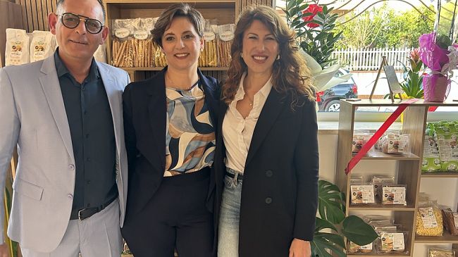 grande-successo-per-linaugurazione-di-sgrano-sapori-senza-glutine