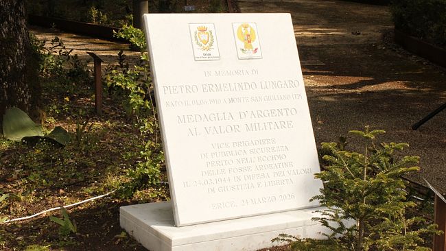 erice-rende-omaggio-al-vice-brigadiere-pietro-ermelindo-lungaro
