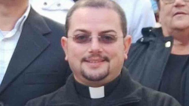 La Cassazione conferma la condanna per Vito Caradonna, prete marsalese, condannato per violenza sessuale