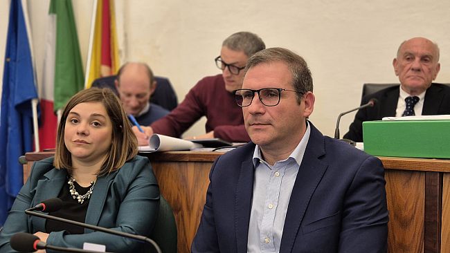 Castellammare del Golfo. Il consiglio comunale approva il bilancio di previsione 2025/2027