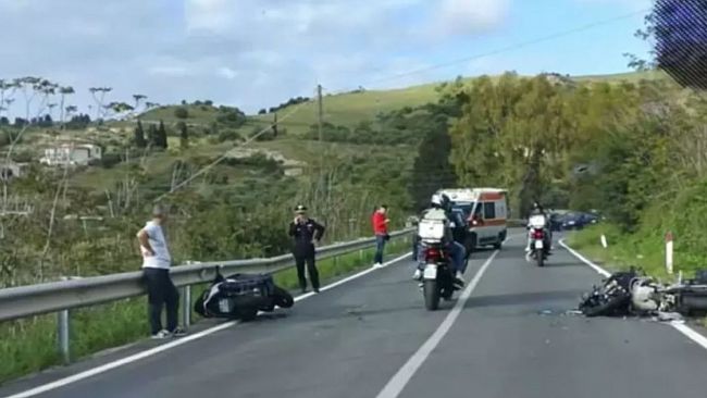 Grave scontro tra due moto a Cerda: quattro feriti