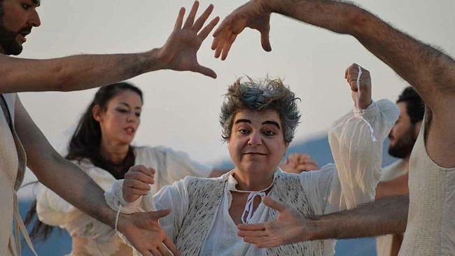 Ieri sera la Prima di “Sogno di una notte di mezza estate”, regia di Nicasio Anzelmo, ha stregato Segesta