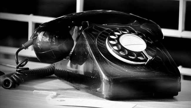 Ultime della sera: “Quando non c’era il telefonino”