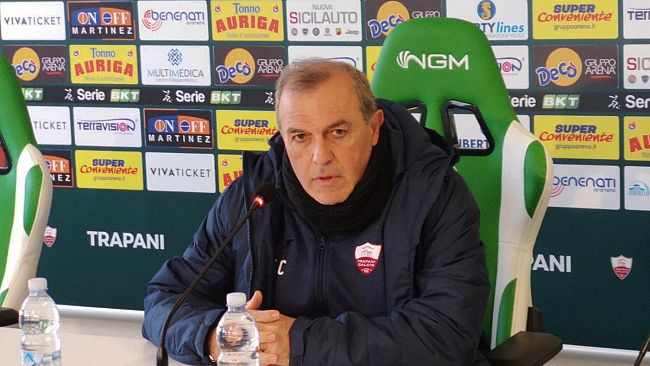 Trapani, Castori: “Oggi prestazione inspiegabile, chiediamo scusa ai tifosi”