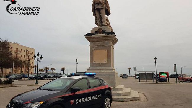 Trapani, servizio coordinato dei Carabinieri: un arresto e due denunce