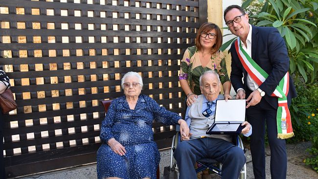 Marsala, Carlo Sorrentino compie 100 anni. Segretario per oltre 40 anni all’Istituto Magistrale
