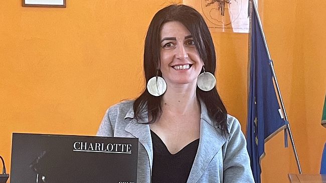 Pantelleria vola a Sanremo: Charlotte pronta per LiveBox Casa Sanremo 2026