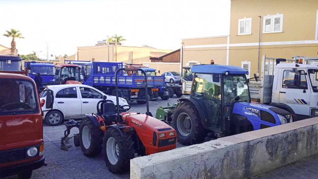 Incontro al Polivalente di Petrosino con sindaci, Presidenti di Cantine, viticoltori
