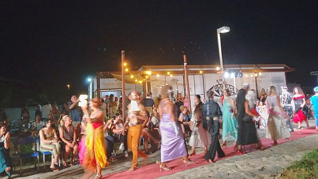 ​Custonaci. Moda e riciclo sfilano alle Terrazze Cofano