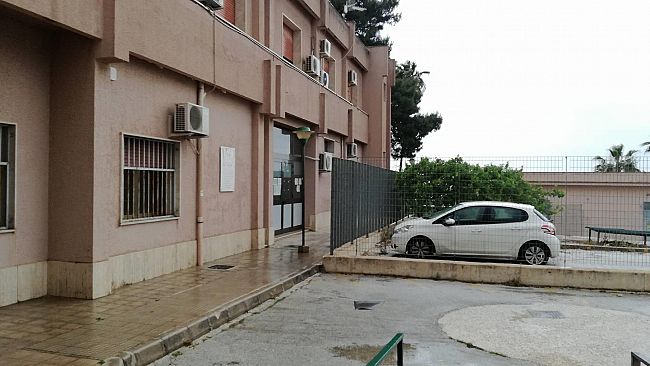 Tensione presso gli uffici della Medicina di Base. Aggredita una dipendente