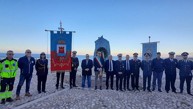 Castellammare del Golfo, l'Amministrazione celebrata la Giornata in memoria dei marinai scomparsi in mare 